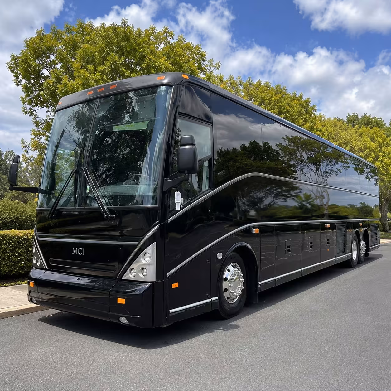 ada accessible charter bus rentals for fort myers churches