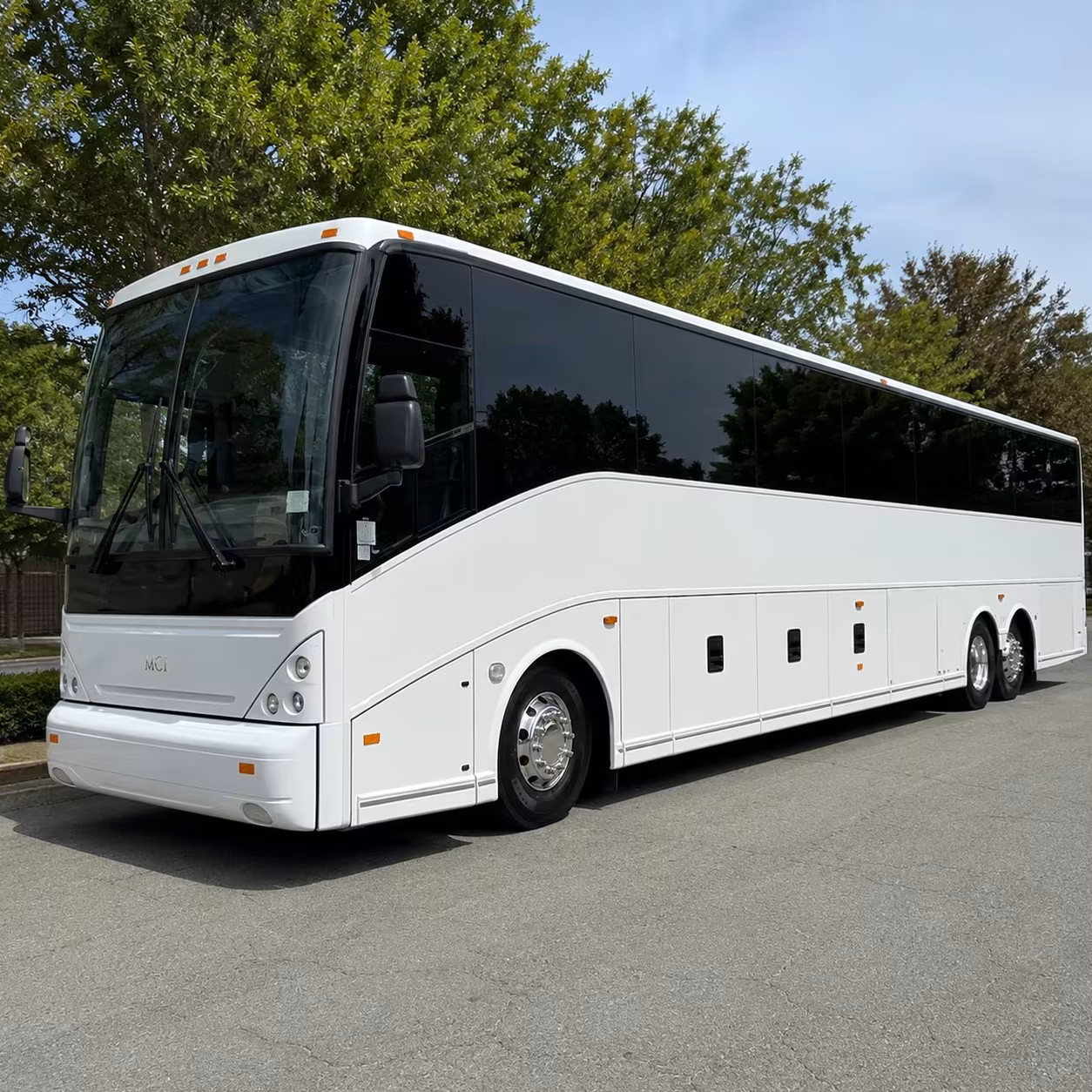 fort myers bus rentals for group airport transfers