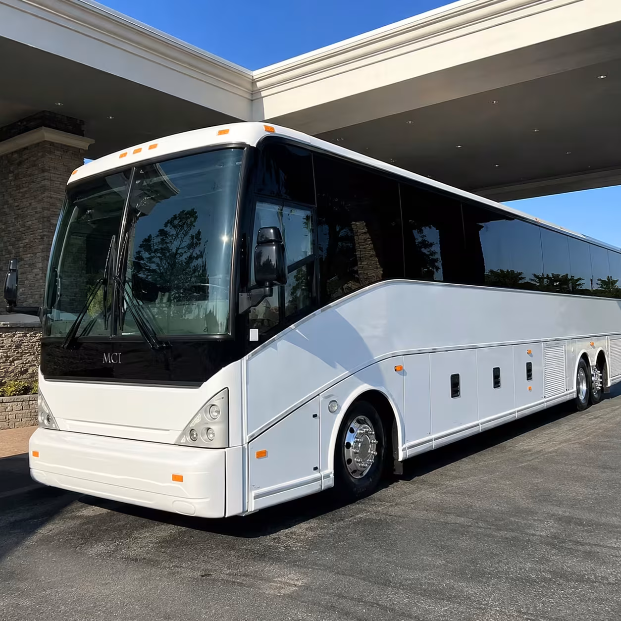 fort myers shuttle buses for rsw group arrivals