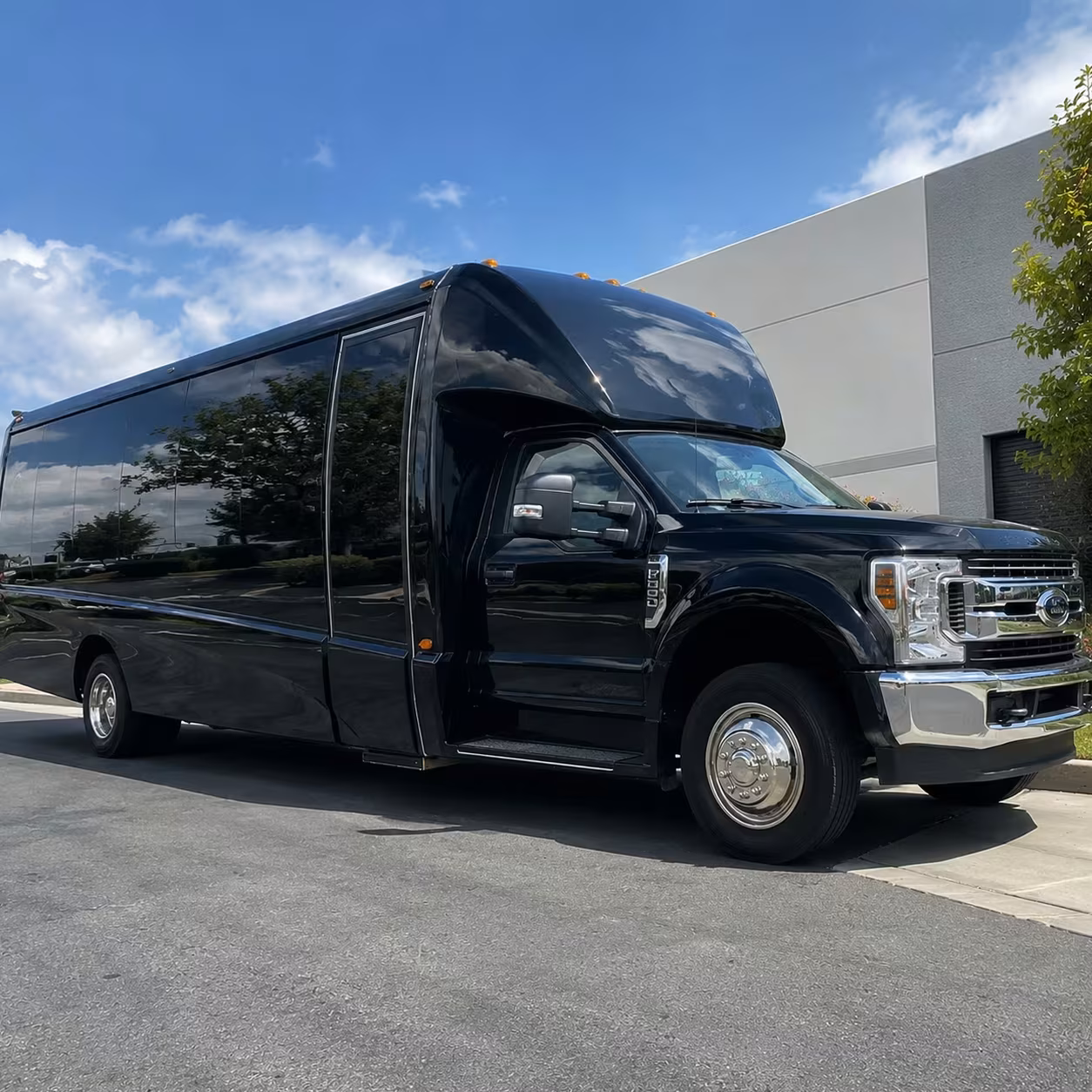 fort myers sports team fan bus rentals
