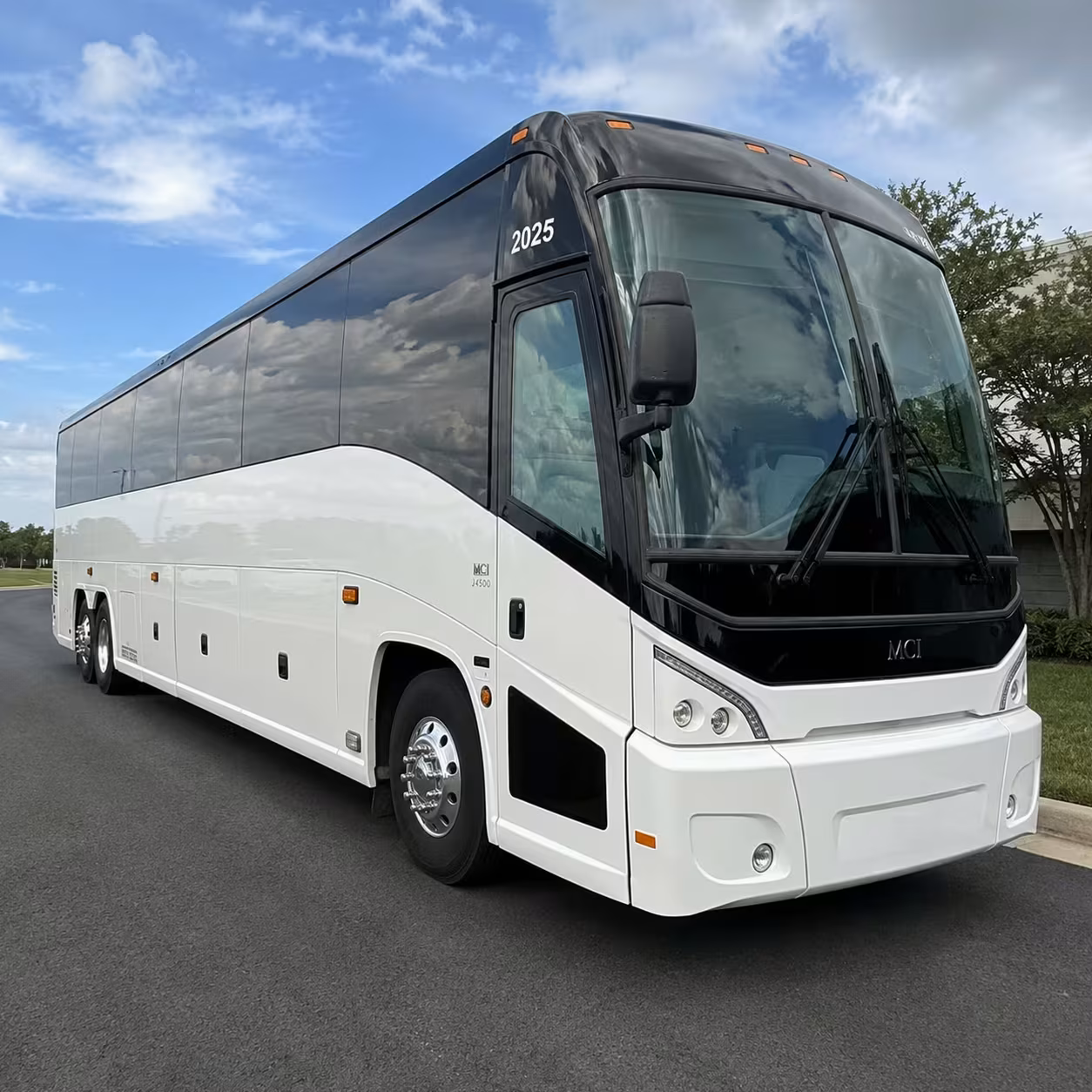 when to book concert shuttle buses in fort myers